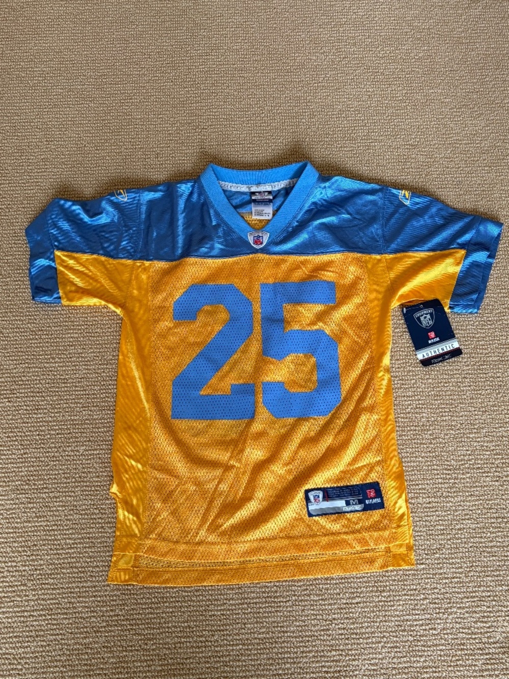 Reebok Philadelphia Eagles 75 Anniversary NFL McCoy #25 Jersey, Size Medium NWT